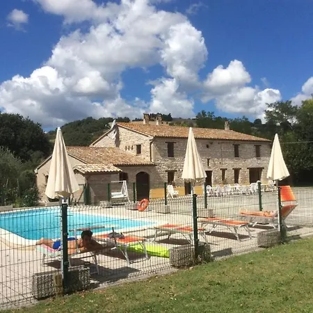 Sleeps 3 With Pool Apartment